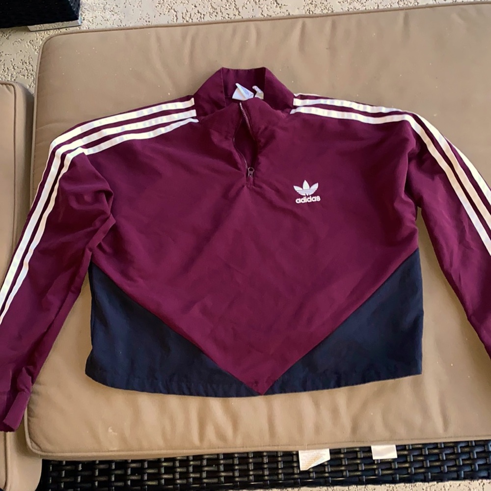 SOLD Adidas CLRDO women’s maroon small cropped sweatshirt